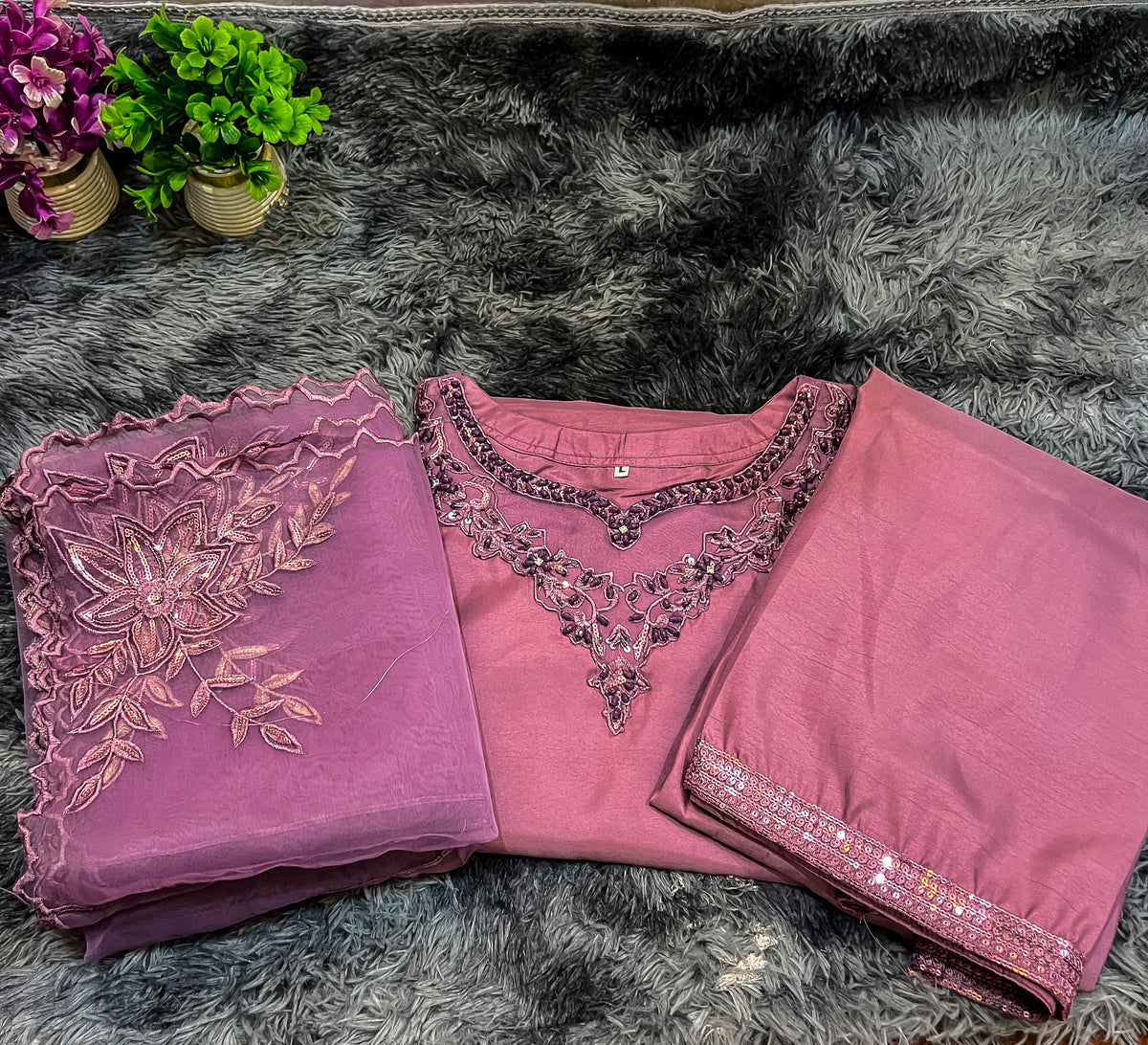 A Royal Super Kattan Flapper | Elegant Embroidered Ladies Dress
