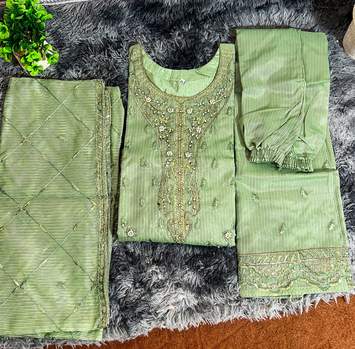 3D Luxe – Premium Embroidered 3-Piece Suit ✨