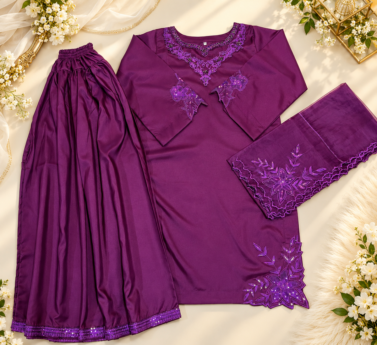 A Royal Super Kattan Flapper | Elegant Embroidered Ladies Dress